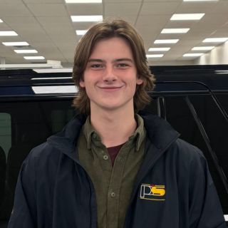 Julian Hendricks Sales Assistant